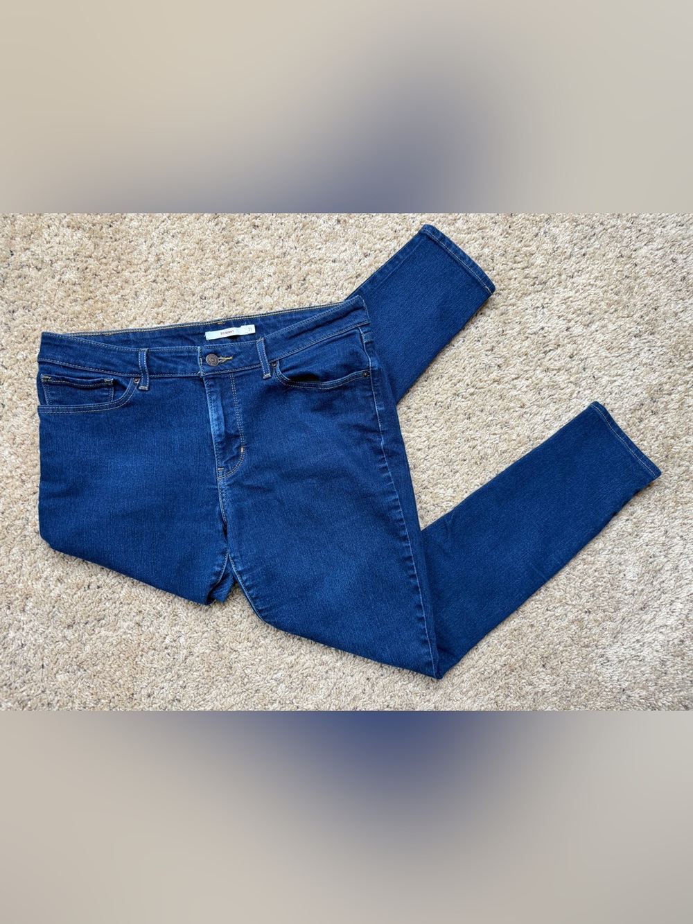Levi's Women's Skinny Jeans in Deep Indigo Blue